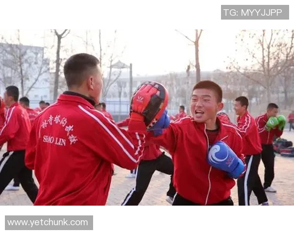 少林足球角色的成长与奋斗之路：从武术小子到足球明星的传奇故事
